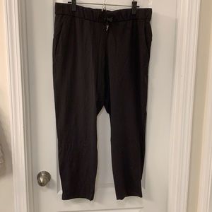 Lululemon On The Fly 7/8 Pant 27"